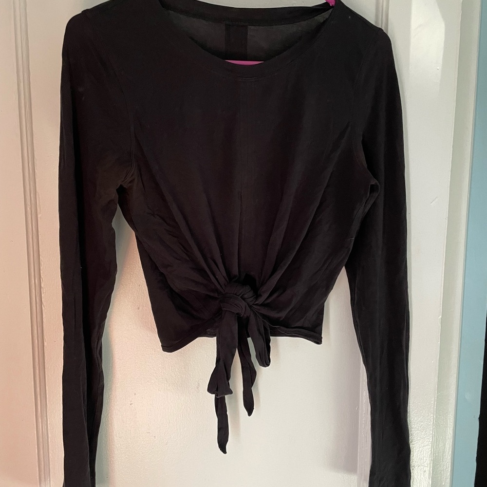 On hold Lululemon Black Time To Restore Long Sleeve